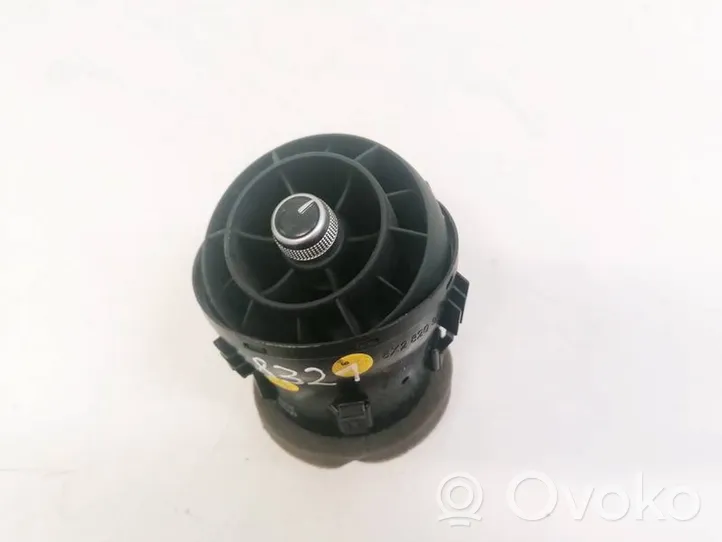 Audi A1 Griglia di ventilazione centrale cruscotto 8X2820951