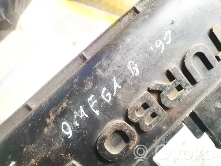 Opel Omega B1 Intake manifold 
