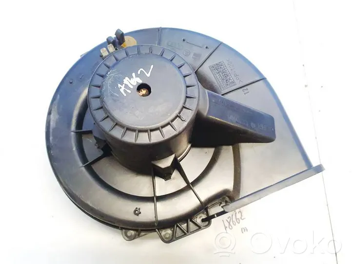 Volkswagen Polo Heater fan/blower 6q1819015c