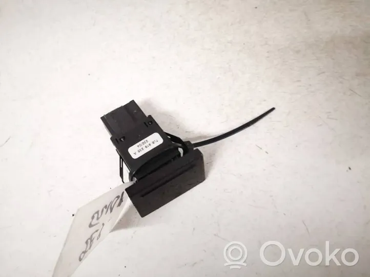 Volkswagen Touareg I Passenger airbag on/off switch 7l6919235a