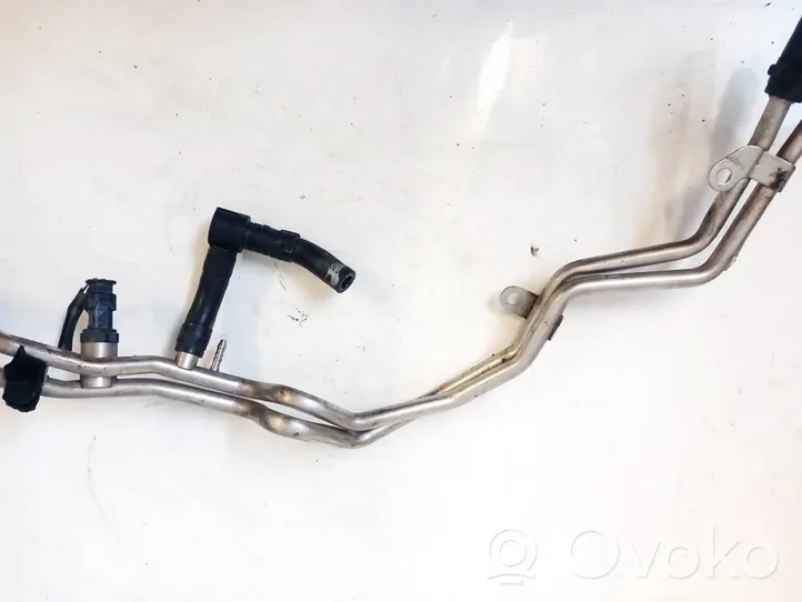 Audi Q5 SQ5 Tuyau d'alimentation conduite de carburant 03l201360k