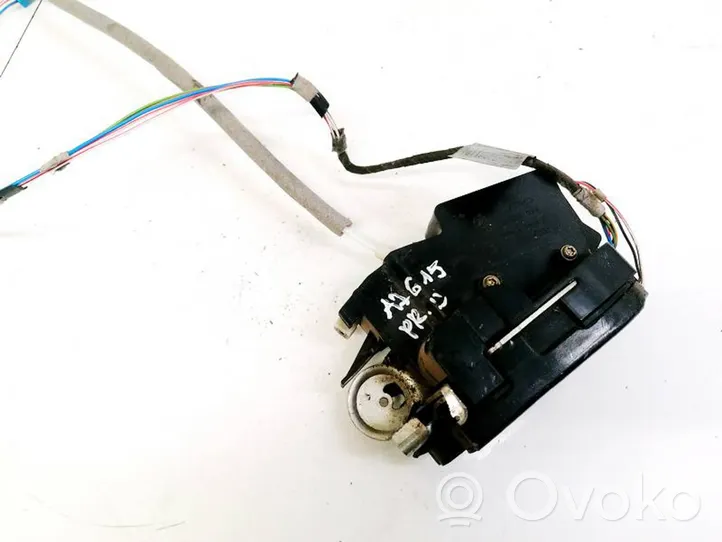 Mercedes-Benz Vaneo W414 Front door lock 89599077