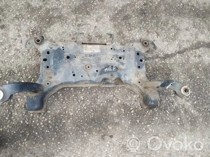 Volvo V40 Sottotelaio anteriore 