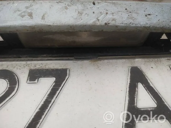 Toyota Yaris Numerio apšvietimas 