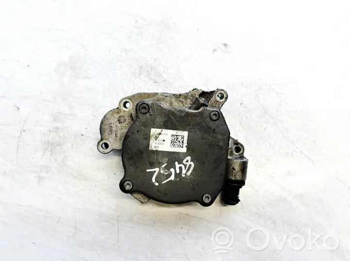 Volkswagen Golf VI Vacuum pump gd01605