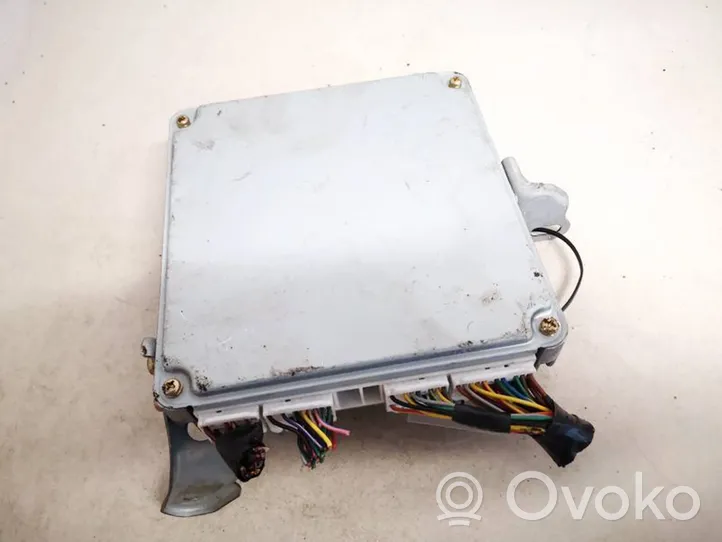 Toyota Previa (XR30, XR40) II Sterownik / Moduł ECU 8966128850