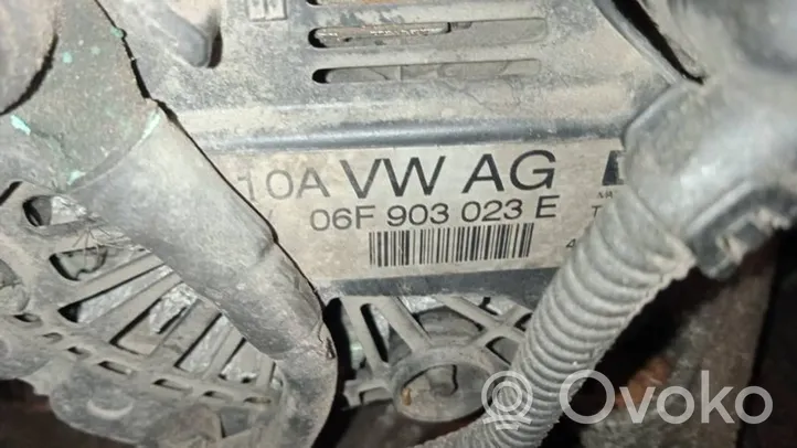 Volkswagen Caddy Generaattori/laturi 06F903023E