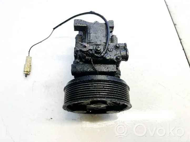 Chrysler Town & Country IV Ilmastointilaitteen kompressorin pumppu (A/C) 00219651917