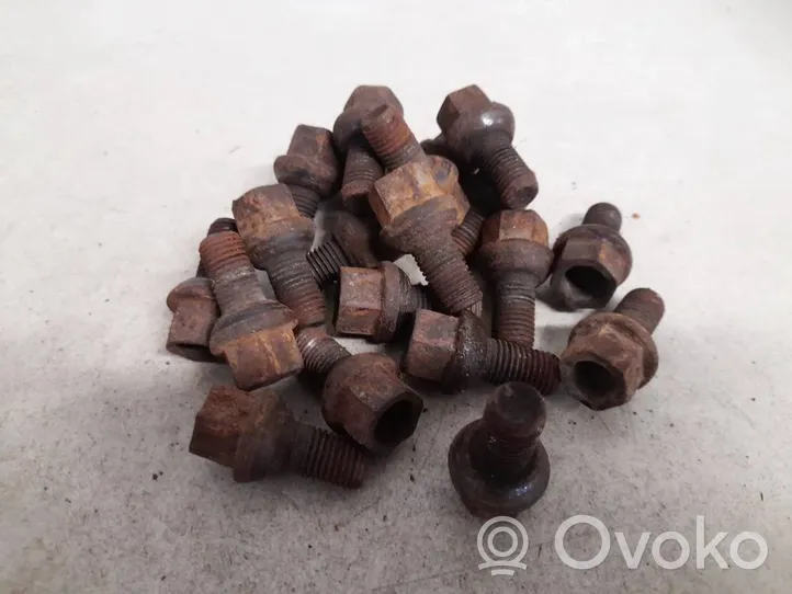 Mercedes-Benz A W168 Nuts/bolts 