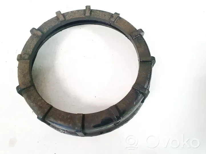 Skoda Roomster (5J) Bague de verrouillage pour réservoir de carburant 321201375a