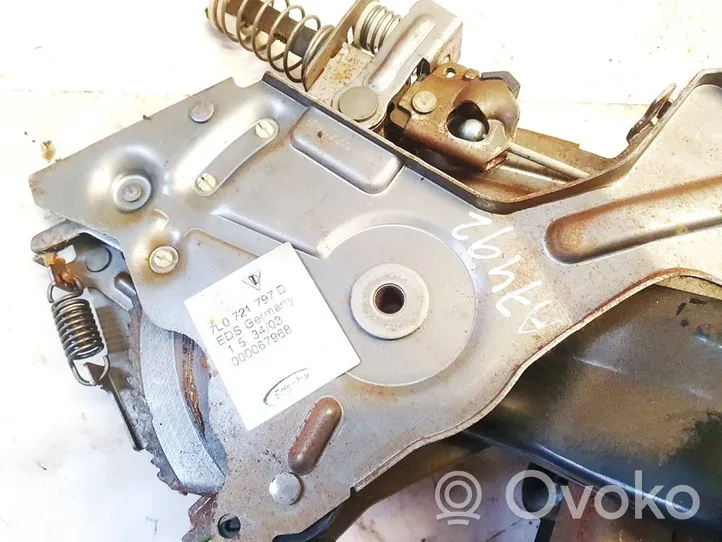 Volkswagen Touareg I Handbrake/parking brake lever assembly 7l0721797d