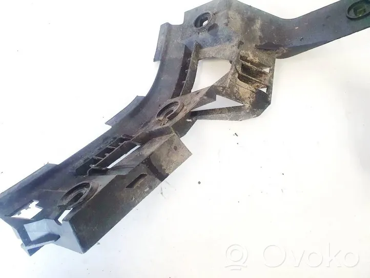 Volkswagen Golf Plus Soporte de montaje del parachoques trasero 5m0807394a