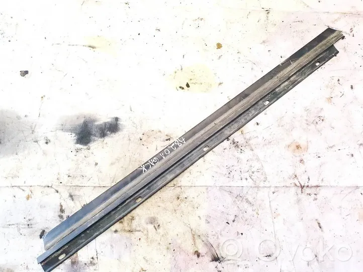 Audi 80 90 S2 B4 Rivestimento modanatura del vetro della portiera posteriore 