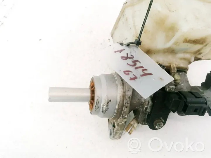 Volkswagen Jetta V Główny cylinder hamulca 