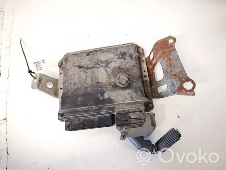 Toyota Yaris Calculateur moteur ECU 8966152f11