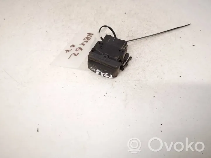 Opel Vivaro Central locking switch button 8200104932