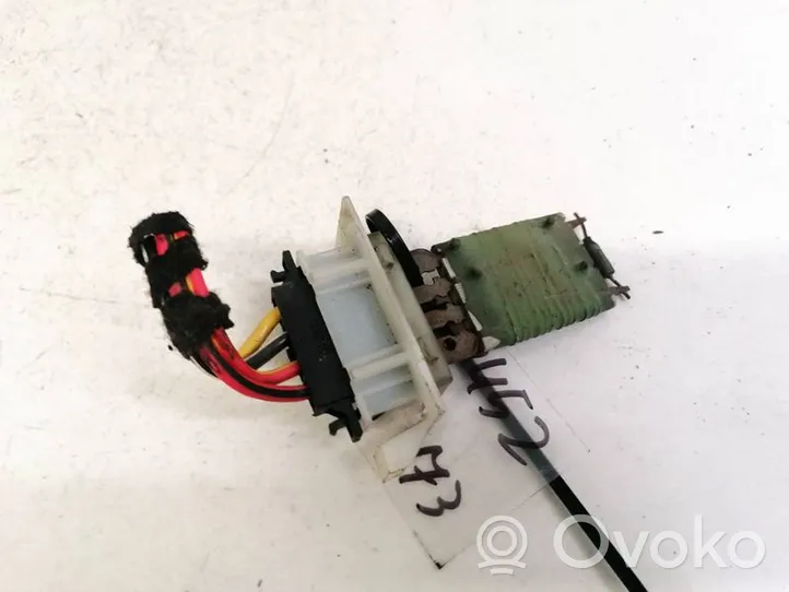 Volkswagen Golf VI Heater blower motor/fan resistor 