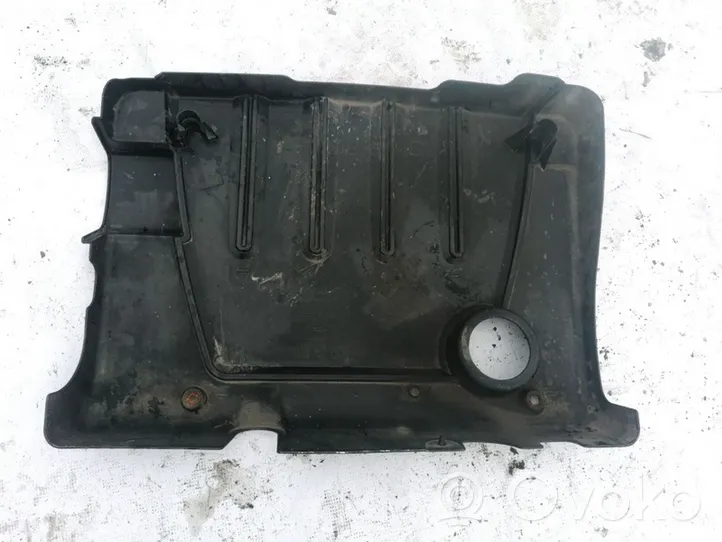 Opel Zafira B Engine cover (trim) 315829598