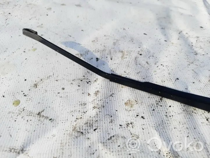 Toyota Avensis T250 Front wiper blade arm 6598nwb