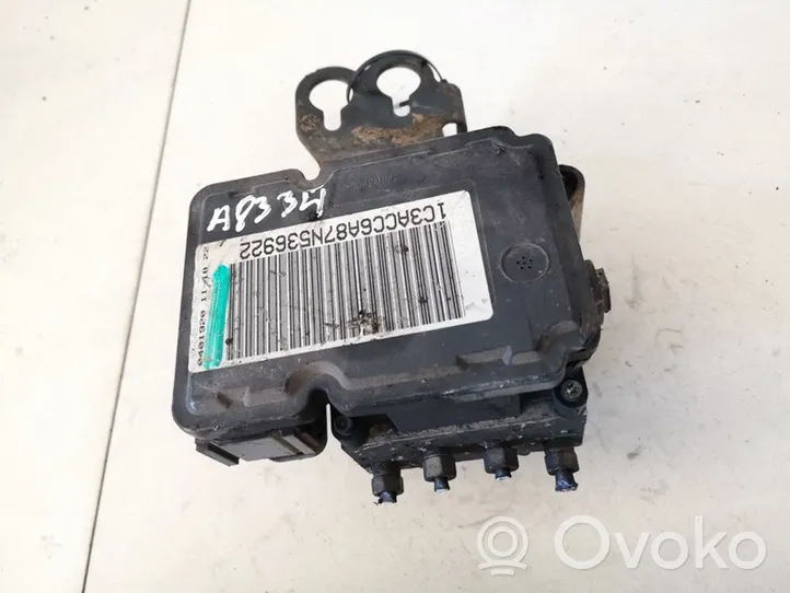 Chrysler Sebring (ST-22 - JR) ABS Pump p05085339