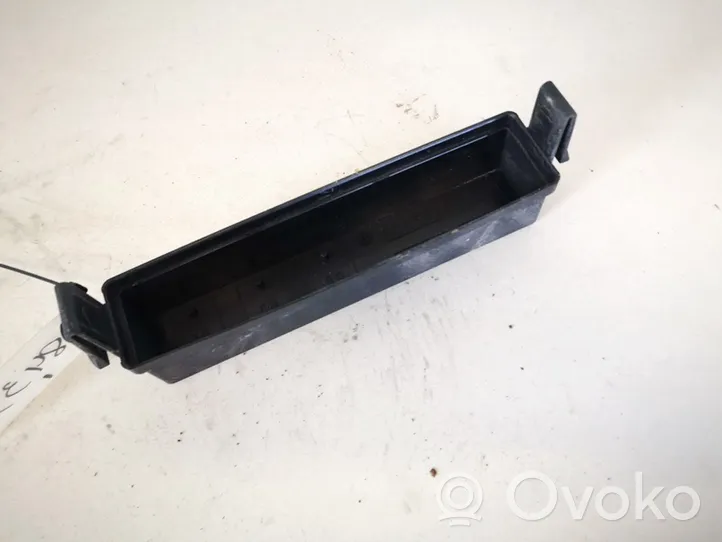 Opel Vectra C Fuse box cover zus21