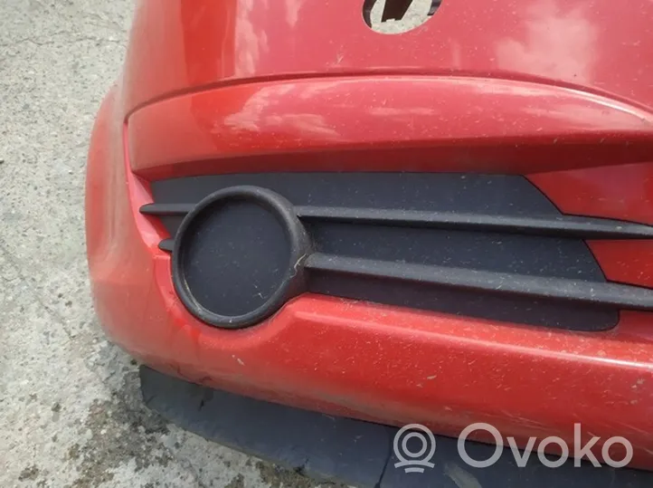 Opel Corsa D Grotelės apatinės (trijų dalių) 