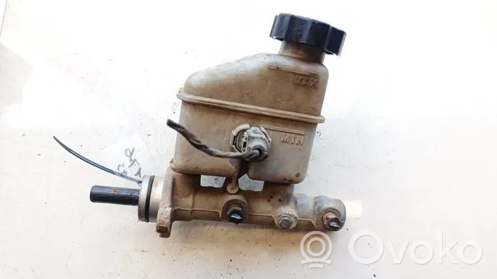 Hyundai i30 Master brake cylinder 