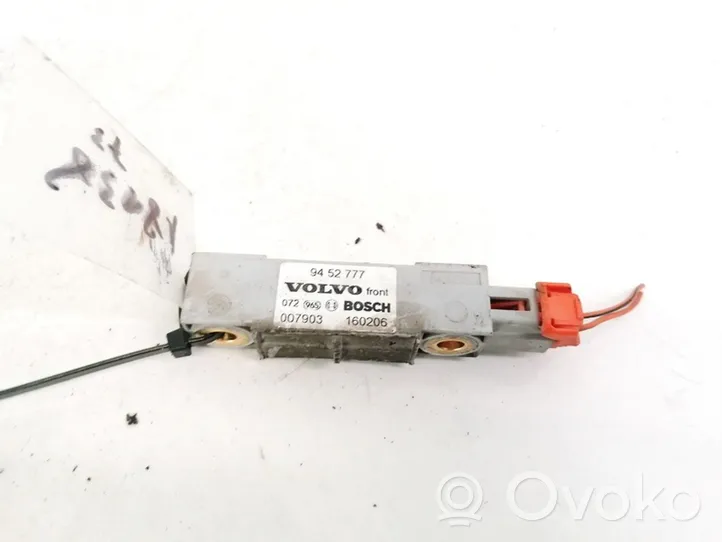 Volvo V70 Czujnik uderzenia Airbag 9452777