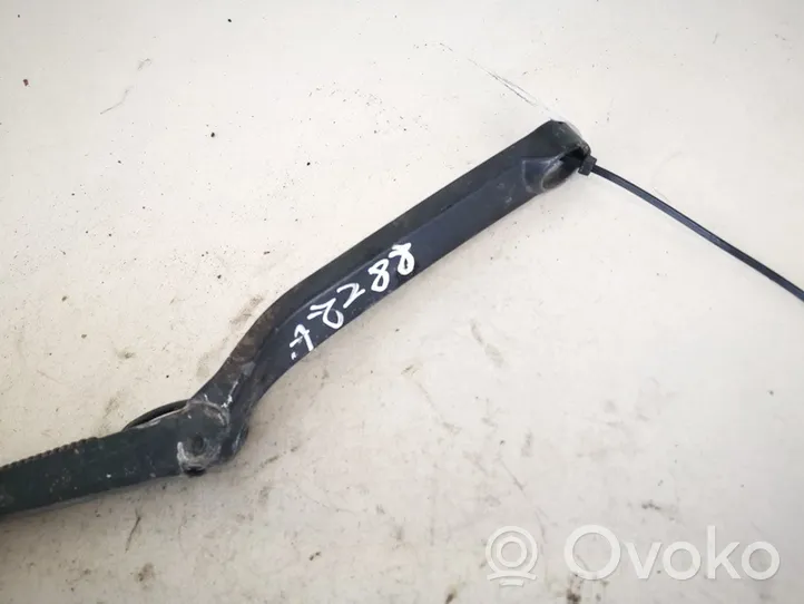 BMW 3 E36 Front wiper blade arm 61618357209