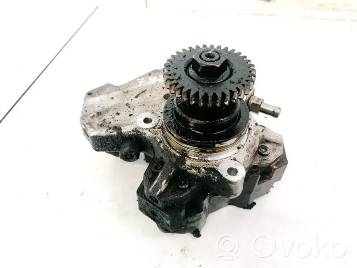 Mercedes-Benz ML W164 Pompe d'injection de carburant à haute pression A6420700501