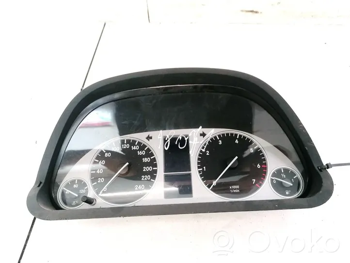 Mercedes-Benz B W245 Spidometrs (instrumentu panelī) A1695401548