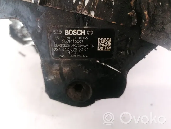 Mercedes-Benz ML W164 Pompe d'injection de carburant à haute pression A6420700201