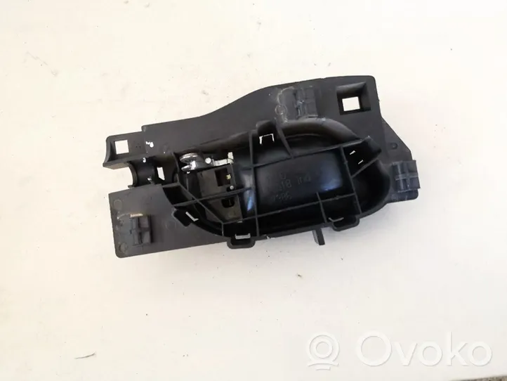 Citroen C4 I Poignée inférieure de porte avant 96435311vd