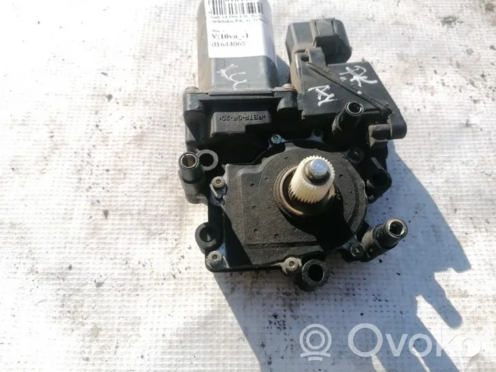 Audi A4 S4 B5 8D Priekinis varikliukas langų pakėlėjo 113846101