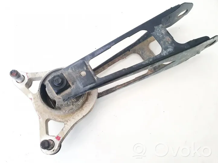 Volvo C70 Engine mount bracket 8631159