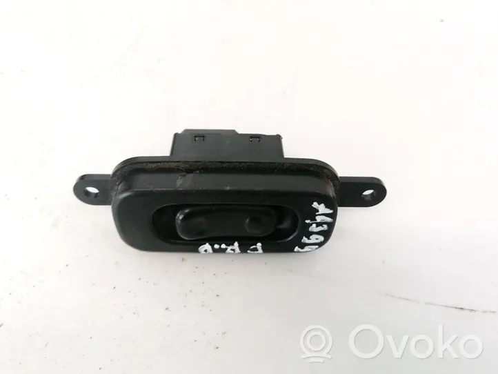 Mazda Xedos 9 Przyciski szyb T0016637002