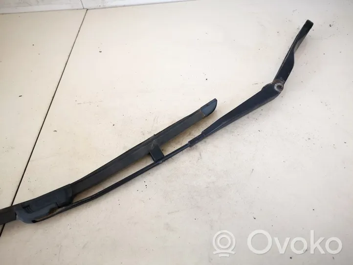 Audi A8 S8 D2 4D Front wiper blade arm 4d1955407b