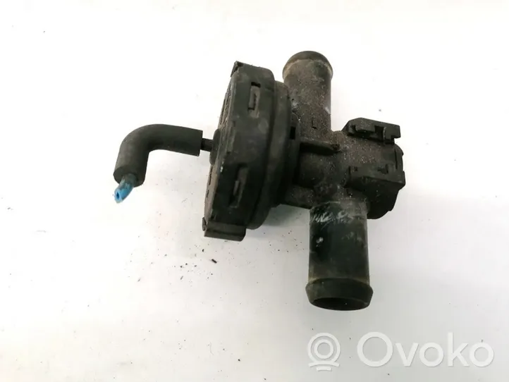 Saab 9-5 Zawór sterujący płynu chłodzącego 90457649