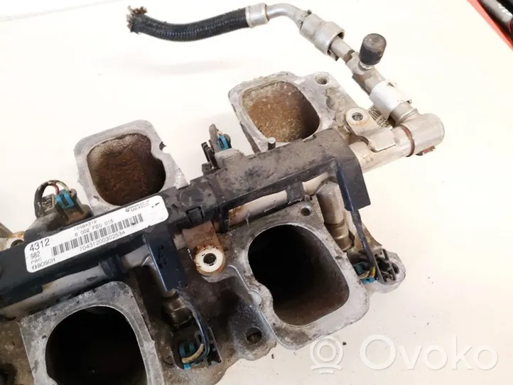 Cadillac CTS Tuyau de conduite principale de carburant 12584312