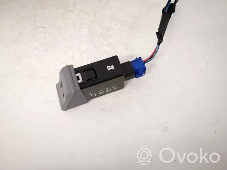 KIA Carens I Headlight level height control switch 