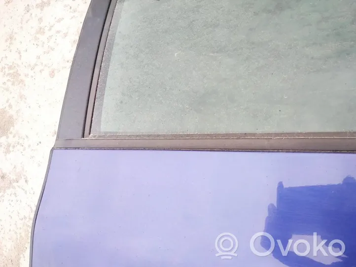 Ford Galaxy Galinių durų stiklo apdaila 