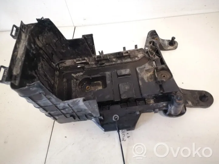 Volkswagen PASSAT B6 Battery box tray 1k0915333c