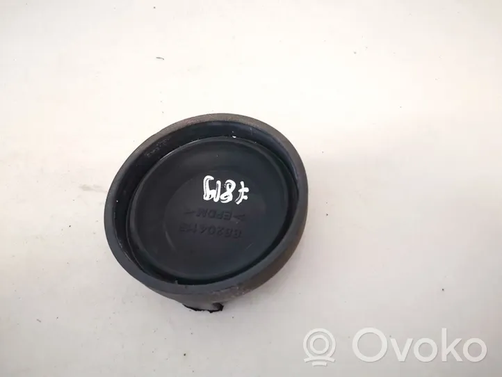 Volkswagen Polo Osłona żarówki lampy przedniej 88204115