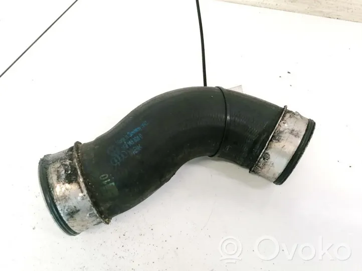 Volkswagen Jetta V Tube d'admission de tuyau de refroidisseur intermédiaire 1K0145838D