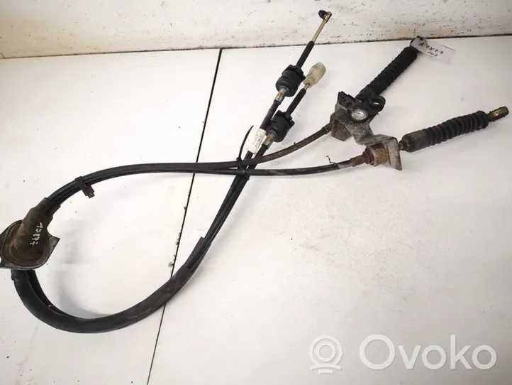 Volvo S40, V40 Gear shift cable linkage 30614219