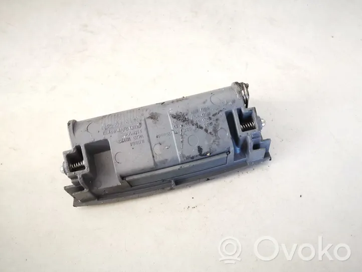 Audi A4 S4 B6 8E 8H Peleninė panelėje 8e0857961f