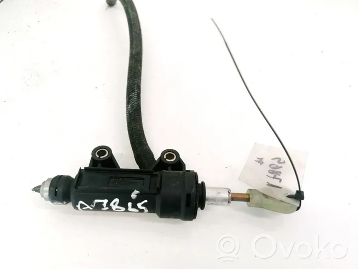 BMW 3 E46 Główny cylinder sprzęgła 21526758822