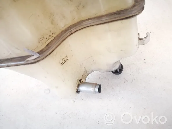 Toyota Yaris Dzesēšanas šķidruma izplešanās tvertne 