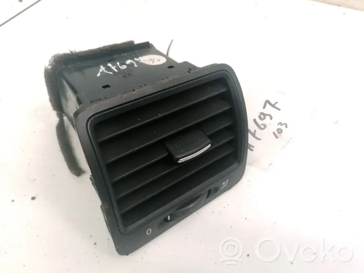 Volkswagen Jetta V Dash center air vent grill 1K0819710