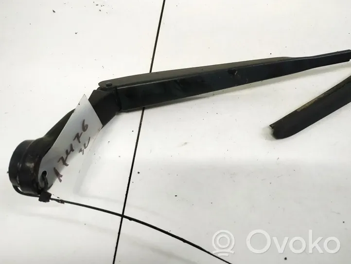 Nissan Micra Braccio della spazzola tergicristallo anteriore 